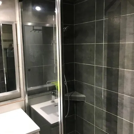 Lägenhet Studio A 200 M De La Mer Roquebrune-sur Argens